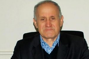 Kılı&ccedil;daroğlu'nun rozet taktığı başkan MHP'ye ge&ccedil;iyor