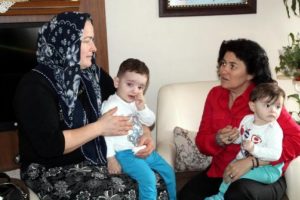 Madenci ailelere ziyaret