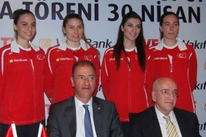 Vakıfbank'tan milli takıma destek