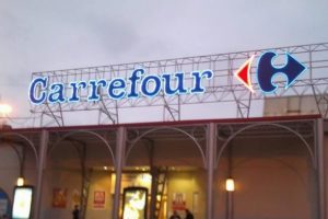 CarrefourSA'da y&ouml;netim T&uuml;rklere ge&ccedil;ti!
