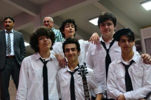 Hisar Anadolu Lisesi m&uuml;zik yarışmasında birinci oldu