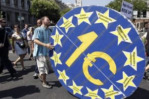 'Euro b&ouml;lgesinden &ccedil;ıkmak intihar olur!'