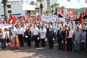 1 Mayıs kalabalığı meydana sığmadı