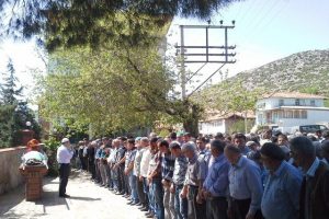 12 yaşındaki Ayşe kalbine yenildi