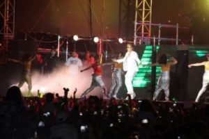 Justin Bieber İstanbul konserini nasıl izleyebilirim?