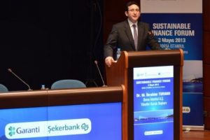 Yeşil ekonomiye ge&ccedil;iş "S&uuml;rd&uuml;r&uuml;lebilir Finans Forumu"nda tartışıldı