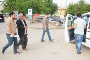 Polisler hırsızı iş başında yakaladı