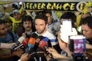 G&ouml;khan G&ouml;n&uuml;l son durumunu a&ccedil;ıkladı