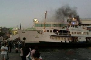 İzmir'de panik yaratan feribot kazası