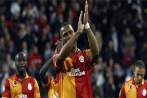 Galatasaray, şampiyonluk i&ccedil;in sahada
