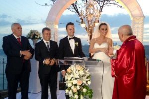Edip Akbayram kızı T&uuml;rk&uuml;'y&uuml; gelin etti