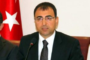 İzmir valisi Diyarbakır'a, Diyarbakır valisi İzmir'e gidiyor