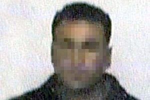 K&uuml;&ccedil;&uuml;k kızlara 'Facebook' tuzağı
