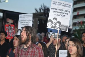 "&Uuml;&ccedil; Fidan" i&ccedil;in Nil&uuml;fer'de şafak n&ouml;beti