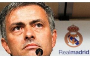 "Mourinho bavulu topluyor"