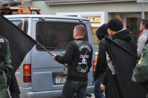 Alman istihbaratı muhbirlere alternatif arıyor