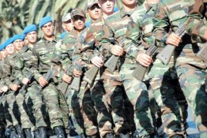 Profesyonel ordu zorunlu askerlik s&uuml;resini kısaltacak