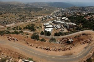 Golan Tepeleri'nde 4 BM personeli alıkonuldu