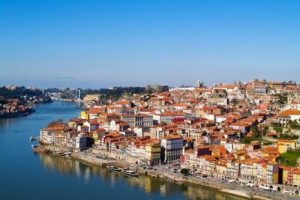 Portekiz'in piyasalara d&ouml;n&uuml;ş&uuml; nasıl karşılandı?