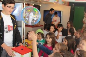 Minik &ouml;ğrenciler bulutlara h&uuml;cum etti