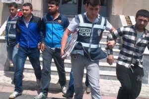 İlk yardım &ccedil;antasından uyuşturucu &ccedil;ıktı