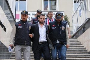 G&uuml;venlik kameralarından ka&ccedil;amadılar