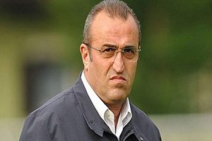 Albayrak istifanın eşiğinde