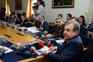 Avcılar dağa taşa ateş etsin!