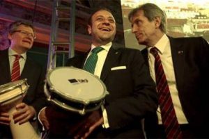"Sıkı tutunun, biz geliyoruz"