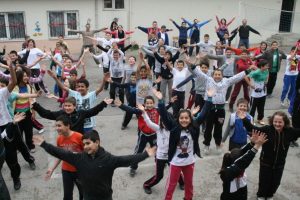 Bursa'da &ouml;ğrenciler sağlık i&ccedil;in hareket etti
