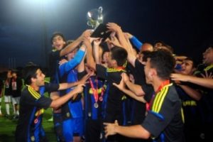 16 yaş altı finalinde şampiyon Fenerbah&ccedil;e
