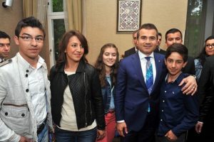 Bakandan &ccedil;arpıcı a&ccedil;ıklamalar