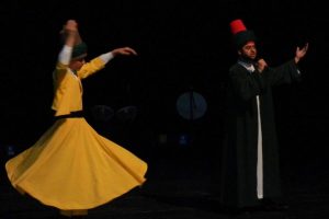 "Bursa D&uuml;nyaya İlahiyat&ccedil;ı Yetiştiriyor"