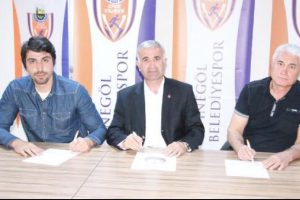 İneg&ouml;l Belediyespor &Ccedil;akır'la devam