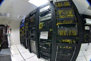 Telekom rekabete rağmen &ccedil;ekici