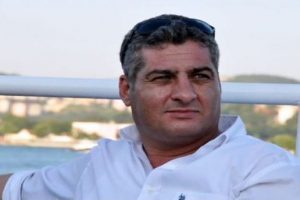Derbi heyecanına kalbi dayanmadı