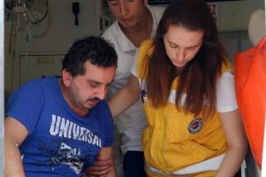 Eşi evi terk edince fare zehiri i&ccedil;ti