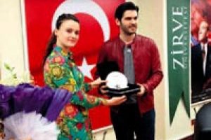 Sayışman yılın TV yıldızı se&ccedil;ildi