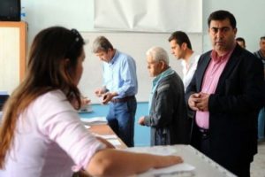 Bulgaristan'da meclise 4 parti girecek