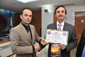 Başkan Keskin'e onur belgesi