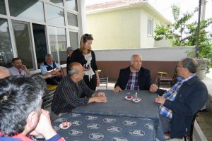 Mudanya Belediye Başkanı k&ouml;ylerde dert dinliyor