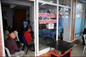 DSP İl Kongresi kahvede yapıldı