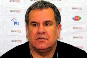 Adanaspor'dan ayrılan Levent Eriş, teşekk&uuml;r etti