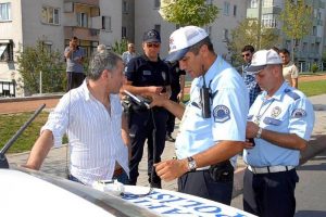 Alkoll&uuml; yakalanan s&uuml;r&uuml;c&uuml;lere k&ouml;t&uuml; haber