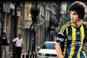 "&Ccedil;ocuk geldiğine pişman, i&ccedil;eride ağlıyor!"