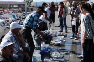 Av yasağı olta balık&ccedil;ılarına yaradı