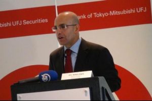 "Y&uuml;ksek not T&uuml;rkiye'nin &ouml;n&uuml;ne a&ccedil;acak"