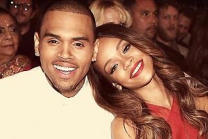 Rihanna, Chris Brown'dan &ccedil;ocuk istiyor