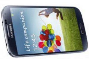 Samsung Galaxy S4 tarihe ge&ccedil;ti