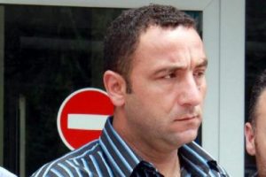 Kardeşlerin kavgasını ayırmak isterken...